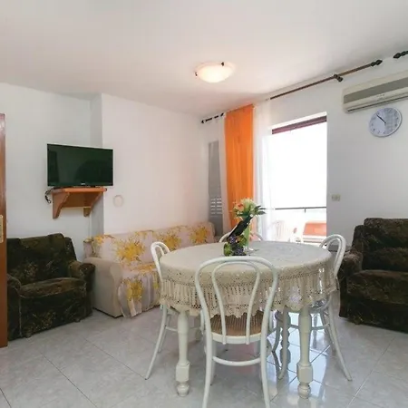 Apartment Fuer 2 Personen Ca 45 Qm In Rabac, Istrien Bucht Von *